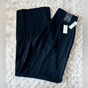 Aritzia - Babaton Lincoln Pant